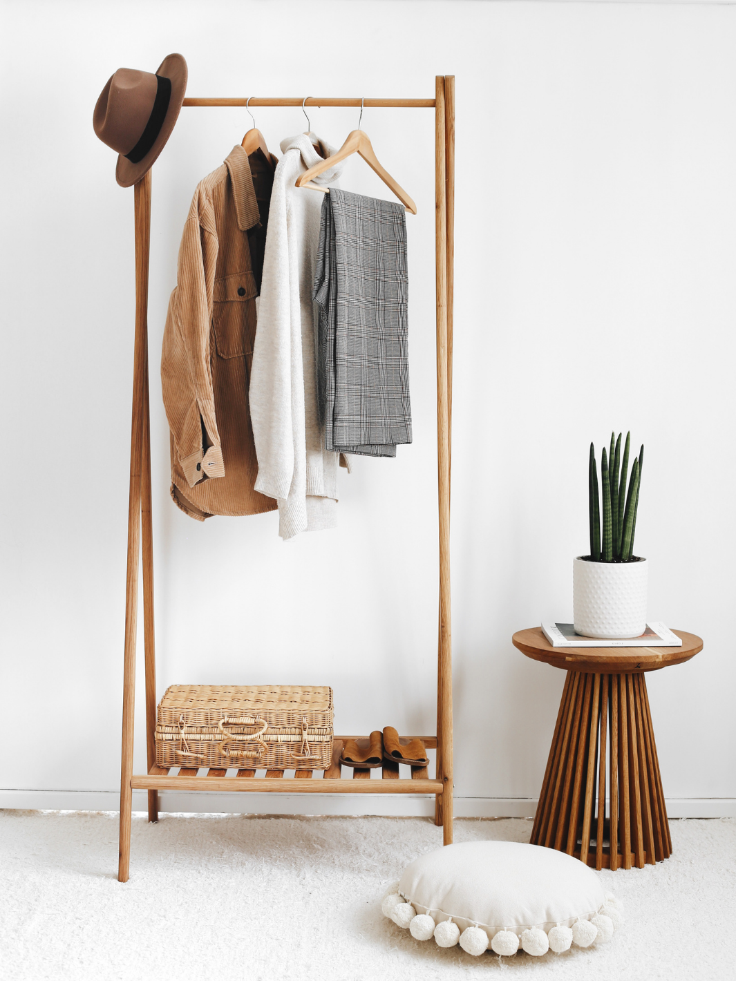 FLEX Solid Oak Clothes Rack